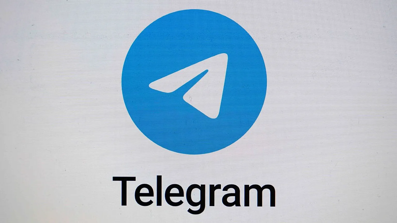 How to add friends using a Telegram ID